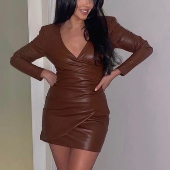 NWT ZARA WRAP LOOK FAUX LEATHER DRESS XS BLOGGER FAVE - Picture 1 of 8